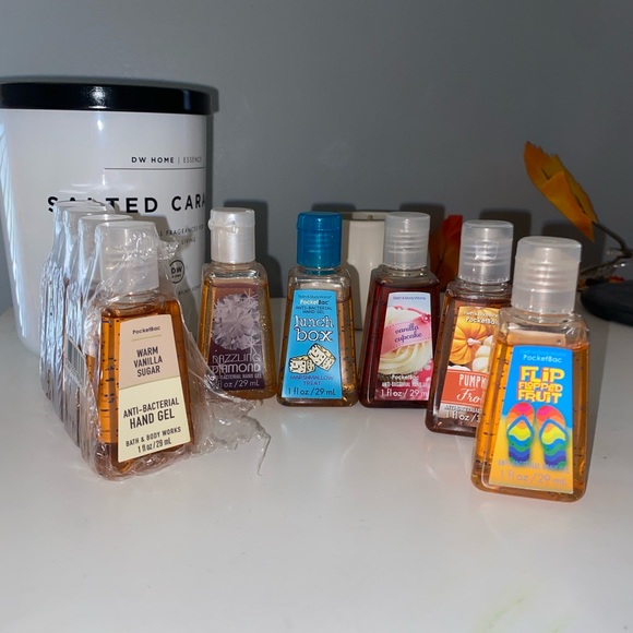 Bath & Body Works Other - RARE Bath & Body Works Collectible Pocketbacs and Pocketbac Holders